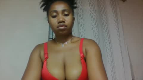 Snapshot of surbelle chatting on May 20, 2026, 6:41 am surbelle online show from May 20, 2026, 6:41 am
