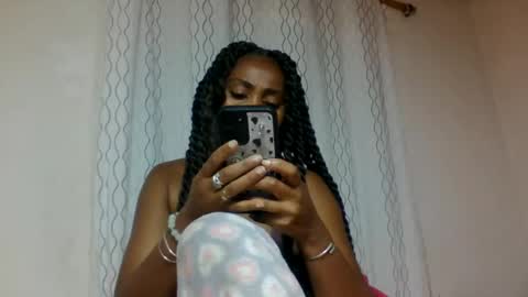 Snapshot of surbelle chatting on May 23, 2026, 7:13 am surbelle online show from May 23, 2026, 7:13 am