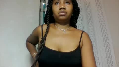 Snapshot of surbelle chatting on May 28, 2026, 10:45 am surbelle online show from May 28, 2026, 10:45 am