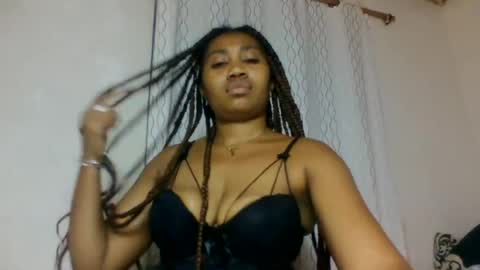 Snapshot of surbelle chatting on June 11, 2026, 7:34 pm surbelle online show from June 11, 2026, 7:34 pm