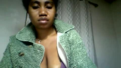 Snapshot of surbelle chatting on June 24, 2026, 5:39 am surbelle online show from June 24, 2026, 5:39 am