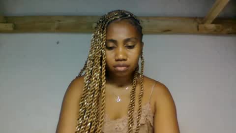 Snapshot of surbelle chatting on July 30, 2026, 4:17 pm surbelle online show from July 30, 2026, 4:17 pm