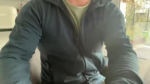 surfstar81 online show from October 28, 2025, 9:13 am