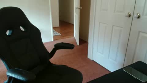 Snapshot of surge_0 chatting on March 11, 2026, 8:53 am surge_0 online show from March 11, 2026, 8:53 am