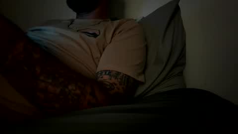 Snapshot of surkspins7s chatting on October 26, 2025, 12:16 am Snaptryz17 online show from October 26, 2025, 12:16 am