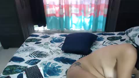 Snapshot of surygol chatting on July 27, 2026, 1:29 pm Ariadna online show from July 27, 2026, 1:29 pm