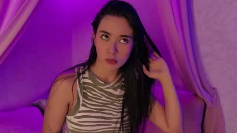 Snapshot of susa1userma_ chatting on May 19, 2026, 11:27 am Susann online show from May 19, 2026, 11:27 am