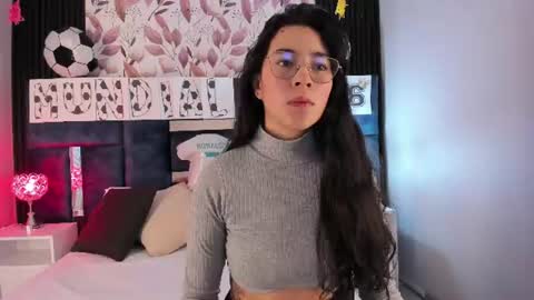 Snapshot of susa1userma_ chatting on June 17, 2026, 12:18 pm Susann online show from June 17, 2026, 12:18 pm