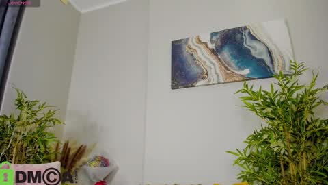 Snapshot of susan__clark chatting on November 30, 2025, 1:09 am Annie online show from November 30, 2025, 1:09 am