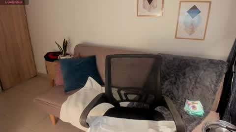 Snapshot of susan_arango chatting on May 27, 2026, 1:57 am susan love online show from May 27, 2026, 1:57 am