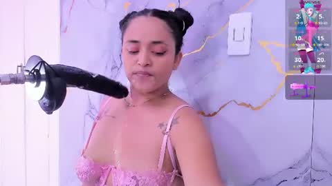 Snapshot of susan_bigass chatting on June 9, 2026, 11:44 am Susan online show from June 9, 2026, 11:44 am