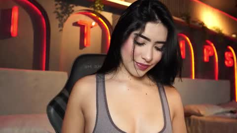 susan_wall online show from February 10, 2026, 7:40 pm