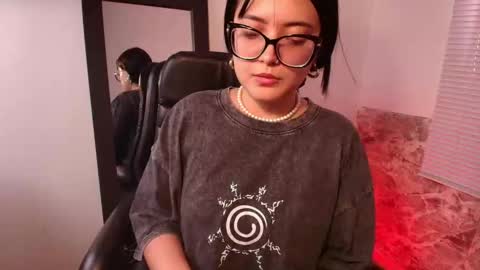 Snapshot of susana_hank chatting on May 27, 2026, 7:44 pm susana online show from May 27, 2026, 7:44 pm