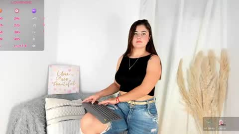 Snapshot of susanamartinez1 chatting on June 23, 2026, 2:20 am Susana online show from June 23, 2026, 2:20 am