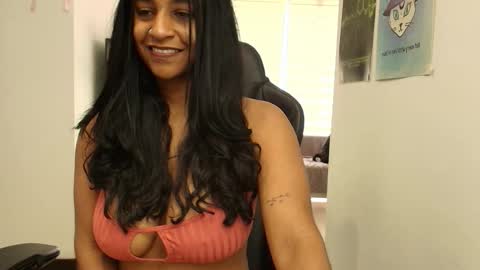 Susan Rhodes online show from November 13, 2025, 1:21 pm