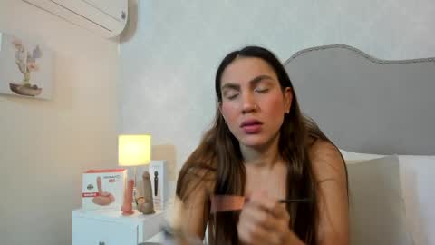 susanthomass online show from April 25, 2026, 11:57 am