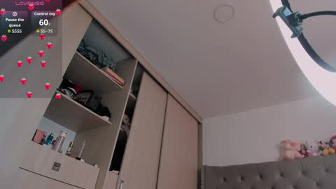 Snapshot of sussan_dream chatting on May 31, 2026, 12:56 pm Juliana garcia online show from May 31, 2026, 12:56 pm