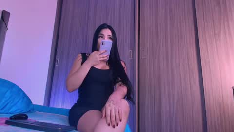 Snapshot of sussidream chatting on May 9, 2026, 5:29 pm Andrea online show from May 9, 2026, 5:29 pm