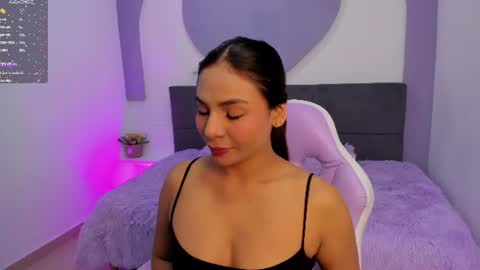Snapshot of sussy_sweet4u chatting on June 15, 2026, 11:23 am sussy_sweet4u online show from June 15, 2026, 11:23 am