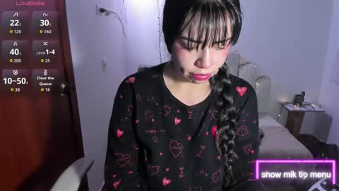 Snapshot of sussy_vanguash chatting on September 16, 2025, 1:01 pm sussy_vanguash online show from September 16, 2025, 1:01 pm