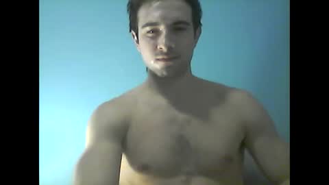 Snapshot of sutromaxx chatting on May 3, 2026, 4:07 am Maximus online show from May 3, 2026, 4:07 am