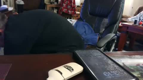 Snapshot of suttond4858 chatting on January 7, 2025, 9:18 am suttond4858 online show from January 7, 2025, 9:18 am