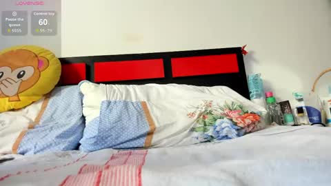 suuzykissuxoxo online show from May 4, 2026, 5:25 am