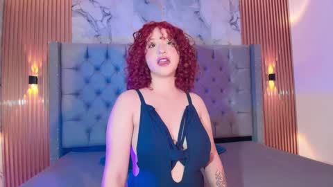 Snapshot of suxan_white chatting on September 24, 2025, 11:35 am suxan_white online show from September 24, 2025, 11:35 am