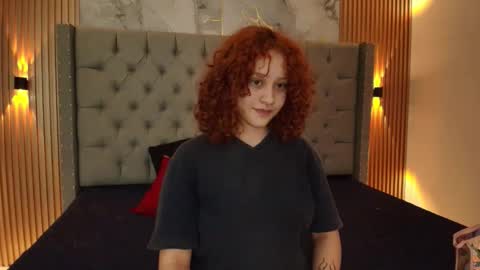 Snapshot of suxan_white chatting on October 27, 2025, 12:09 pm suxan_white online show from October 27, 2025, 12:09 pm