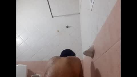 Snapshot of suxc69 chatting on December 22, 2025, 2:52 am sexindi007 online show from December 22, 2025, 2:52 am