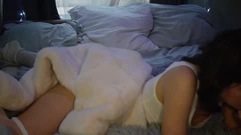 Snapshot of suzannabarmes chatting on May 27, 2026, 1:57 am Stacy online show from May 27, 2026, 1:57 am