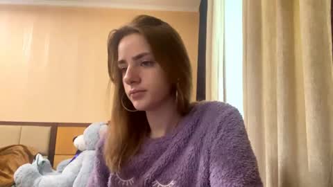 Snapshot of suzannetigerino chatting on May 1, 2026, 6:51 am Emila online show from May 1, 2026, 6:51 am