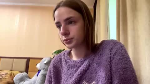 Snapshot of suzannetigerino chatting on May 23, 2026, 6:18 am Emila online show from May 23, 2026, 6:18 am