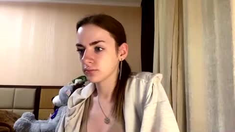 Emila online show from June 30, 2026, 7:31 am