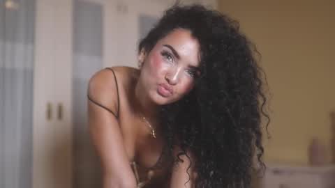 suzysuza online show from February 8, 2026, 8:56 pm