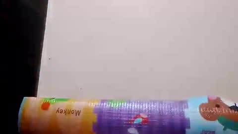 Snapshot of suzzie_hot chatting on November 23, 2025, 9:31 am suzzie_hot online show from November 23, 2025, 9:31 am