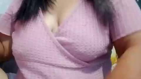 suzzie_hot online show from March 5, 2026, 6:59 pm