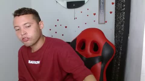 Snapshot of sven_fox723 chatting on June 14, 2026, 12:51 pm Sven online show from June 14, 2026, 12:51 pm
