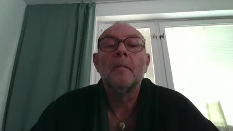 Snapshot of svenskdaddy chatting on January 17, 2025, 10:33 am svenskdaddy online show from January 17, 2025, 10:33 am
