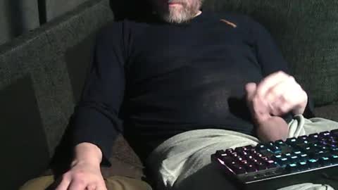 Snapshot of swartarn chatting on December 11, 2024, 8:50 pm ArnSwart online show from December 11, 2024, 8:50 pm