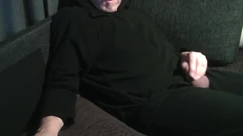 Snapshot of swartarn chatting on December 26, 2024, 4:53 am ArnSwart online show from December 26, 2024, 4:53 am