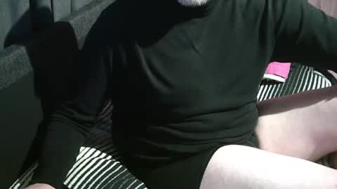 Snapshot of swartarn chatting on September 21, 2025, 2:51 pm ArnSwart online show from September 21, 2025, 2:51 pm