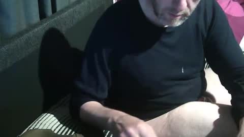 Snapshot of swartarn chatting on October 5, 2025, 12:53 am ArnSwart online show from October 5, 2025, 12:53 am