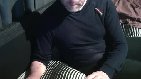 Snapshot of swartarn chatting on October 7, 2025, 5:32 pm ArnSwart online show from October 7, 2025, 5:32 pm