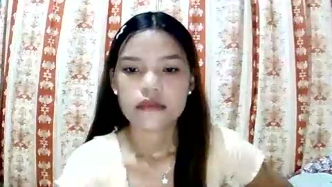 sweet01pinay online show from May 13, 2026, 12:13 pm