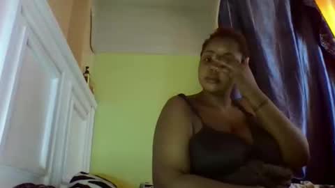 Snapshot of sweet52537 chatting on May 13, 2026, 8:44 am sweet52537 online show from May 13, 2026, 8:44 am