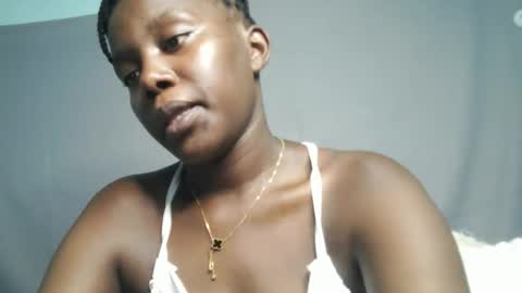 sweet69berry online show from January 19, 2026, 9:35 am