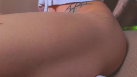 Im Billy  online show from April 30, 2026, 2:18 am