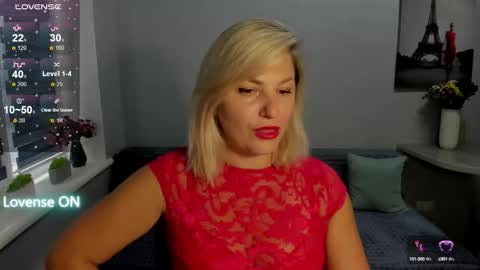 Snapshot of sweet___margaret chatting on October 1, 2025, 11:38 am Margaret online show from October 1, 2025, 11:38 am