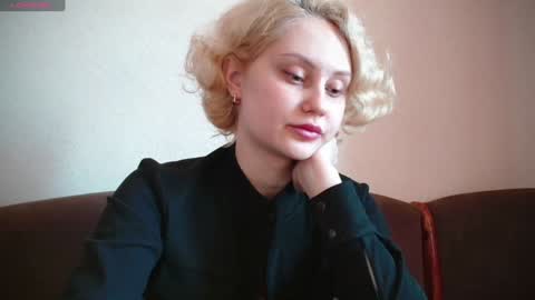 Snapshot of sweet__daddy8 chatting on January 25, 2025, 7:38 am BredEmiliya online show from January 25, 2025, 7:38 am